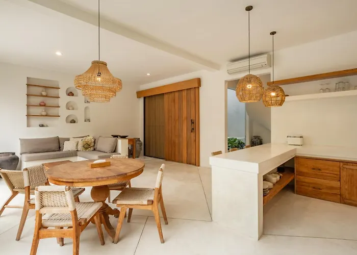 Akhila Canggu (Bali)