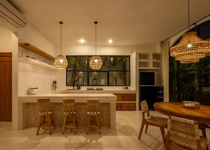 Akhila * Canggu (Bali)